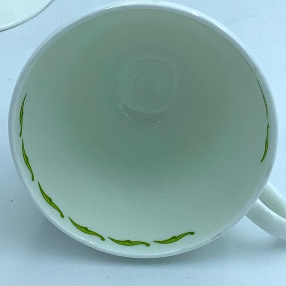 Two Duchess English Bone China Teacups & Saucers - Picture 13 of 14